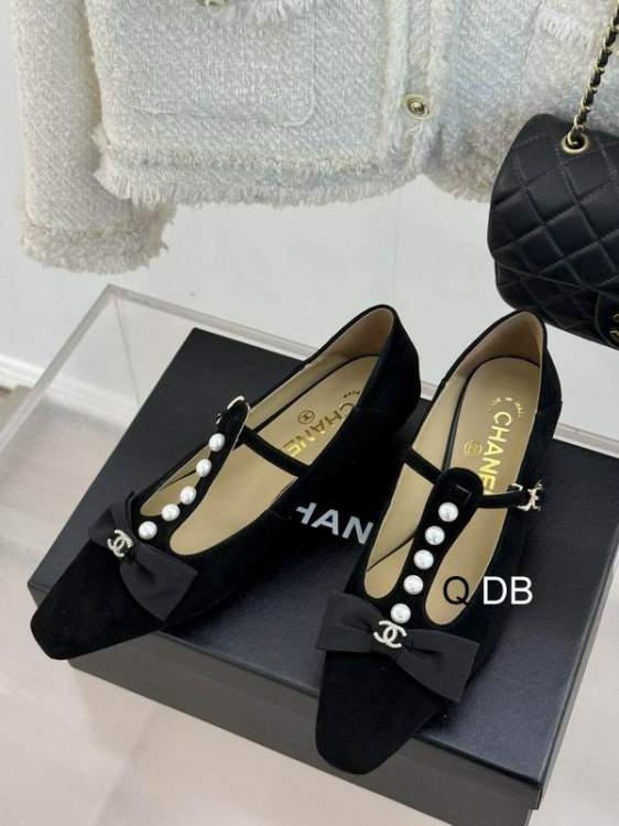 Picture of Chanel Shoes _SKUChanelsz35-40DB05232595
